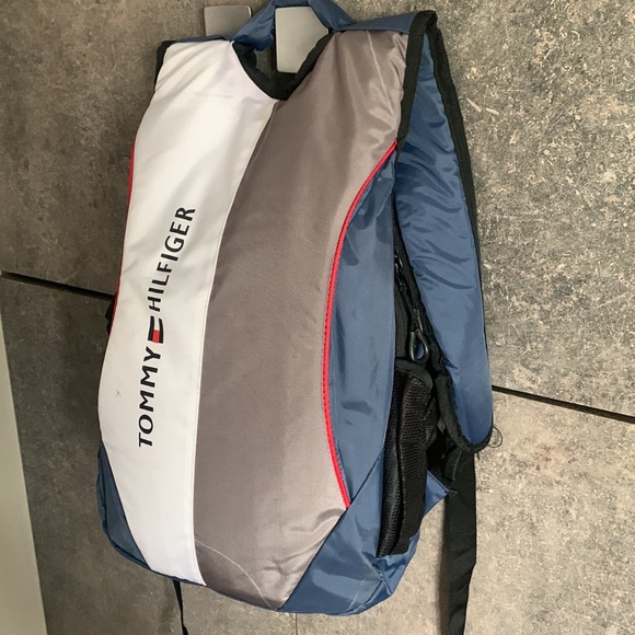 Tommy Hilfiger Laptop Backpack L size - Picture 2 of 7